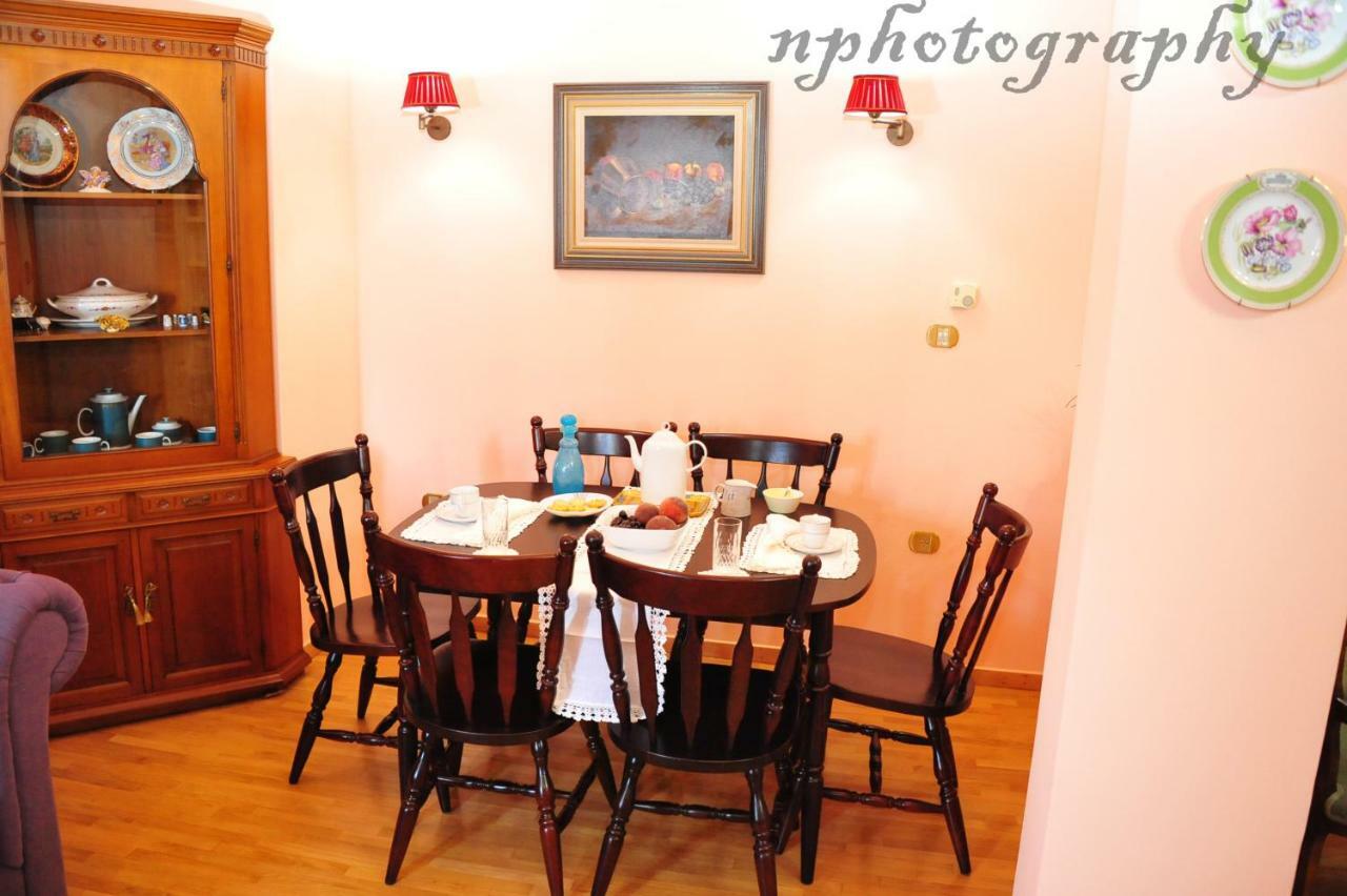 خانيا Alexandra'S Art Apartment المظهر الخارجي الصورة