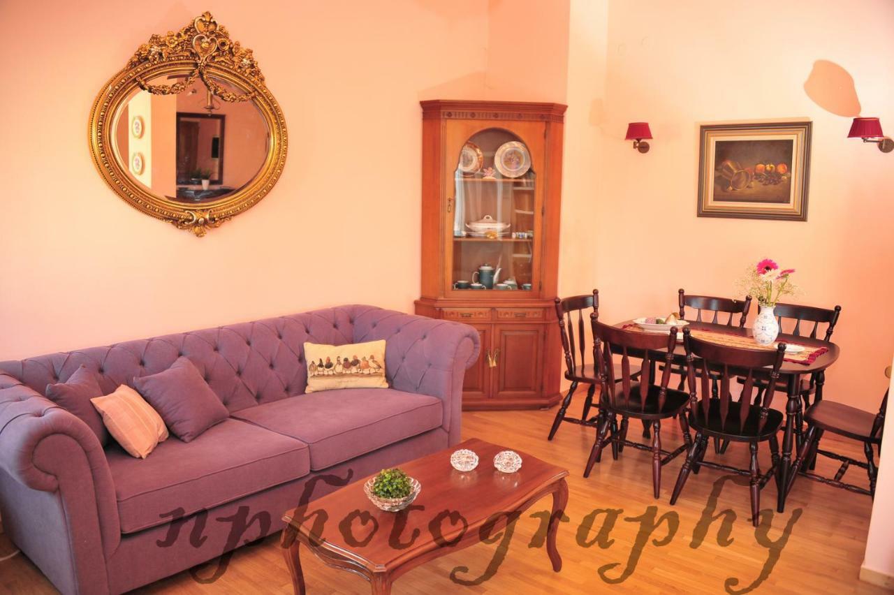 خانيا Alexandra'S Art Apartment المظهر الخارجي الصورة