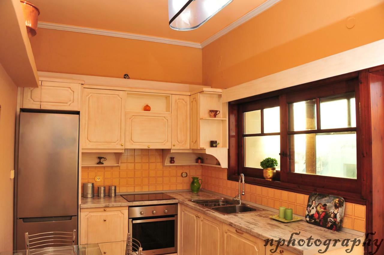 خانيا Alexandra'S Art Apartment المظهر الخارجي الصورة