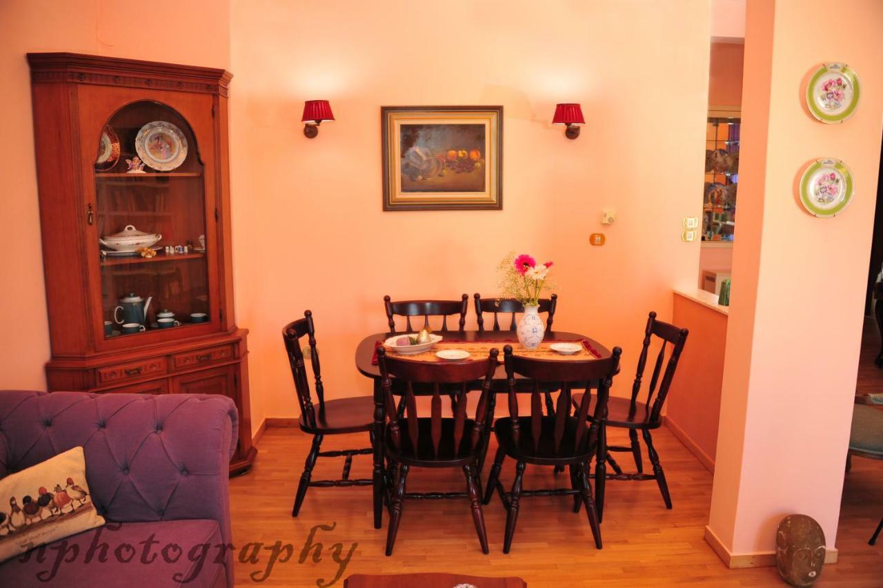 خانيا Alexandra'S Art Apartment المظهر الخارجي الصورة
