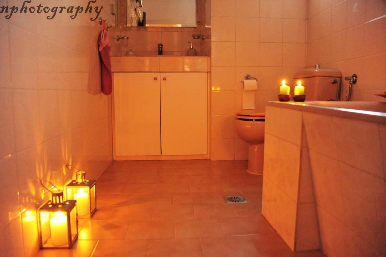 خانيا Alexandra'S Art Apartment المظهر الخارجي الصورة